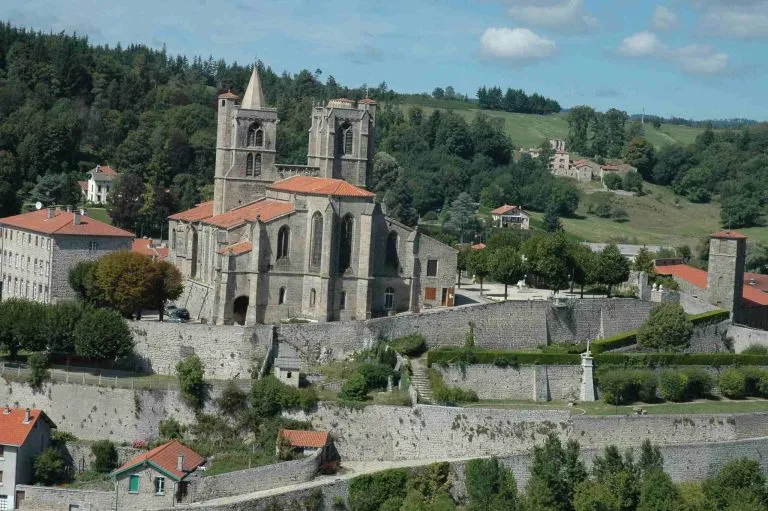 Saint-Bonnet-Le-Château  (42380)